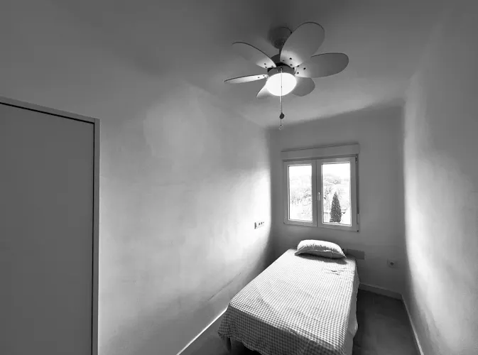 Foto de dormitorio en un piso en alquiler