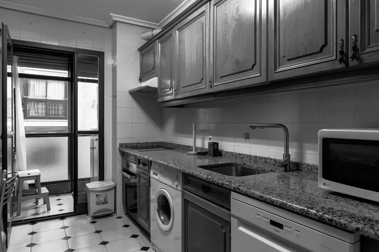 Foto de cocina en un piso en alquiler