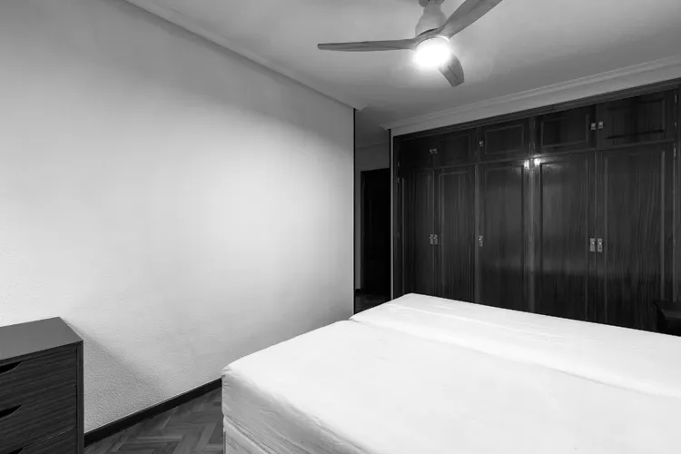 Foto de dormitorio en un piso en alquiler