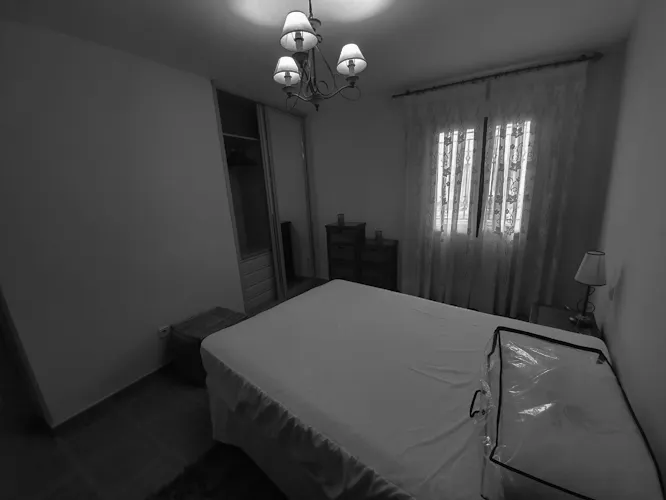 Foto de dormitorio en un piso en alquiler