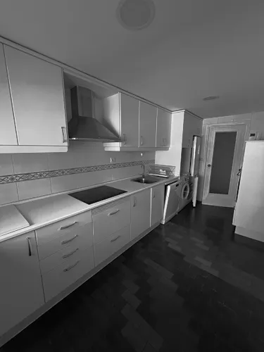 Foto de cocina en un piso en alquiler