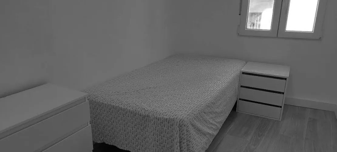 Foto de dormitorio en un piso en alquiler