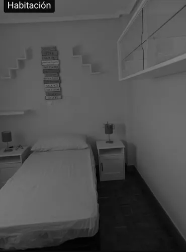 Foto de dormitorio en un piso en alquiler