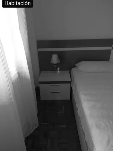 Foto de dormitorio en un piso en alquiler
