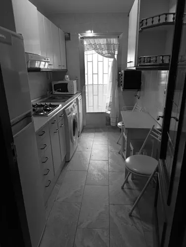 Foto de cocina en un piso en alquiler