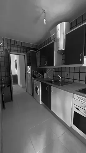 Foto de cocina en un piso en alquiler