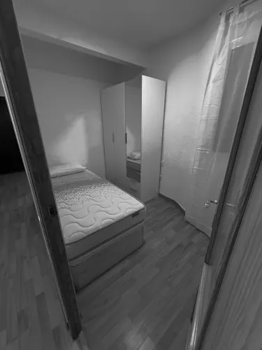 Foto de dormitorio en un piso en alquiler