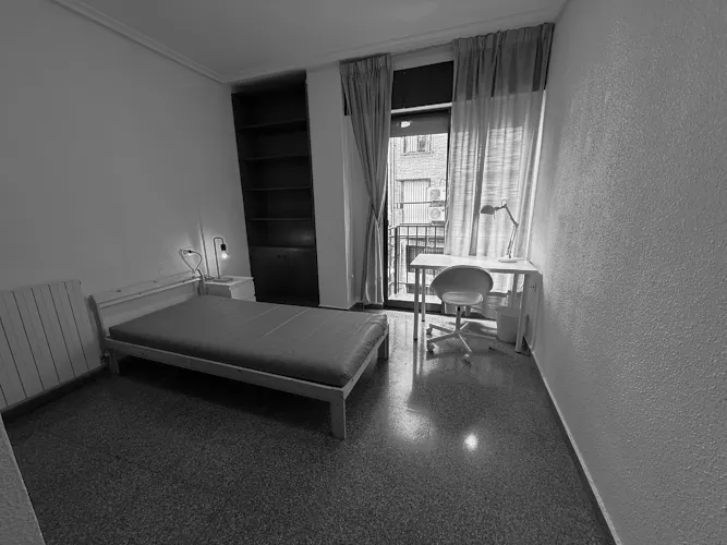 Foto de dormitorio en un piso en alquiler