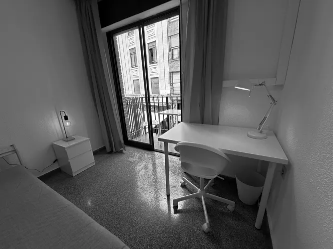 Foto de dormitorio en un piso en alquiler