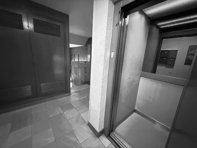 Foto de ascensores en un piso en alquiler