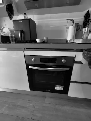 Foto de cocina en un piso en alquiler