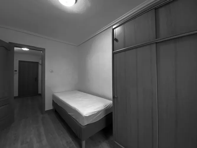 Foto de dormitorio en un piso en alquiler