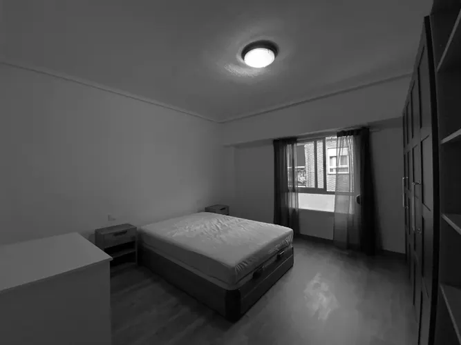 Foto de dormitorio en un piso en alquiler
