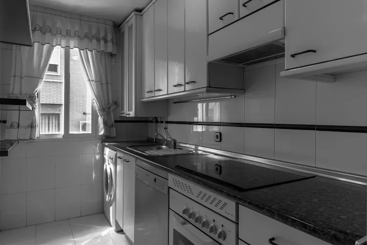 Foto de cocina en un piso en alquiler