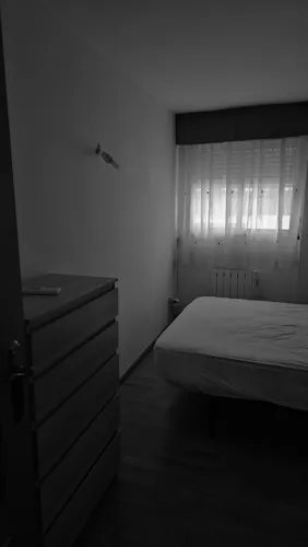 Foto de dormitorio en un piso en alquiler
