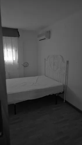 Foto de dormitorio en un piso en alquiler