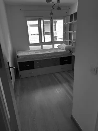 Foto de dormitorio en un piso en alquiler