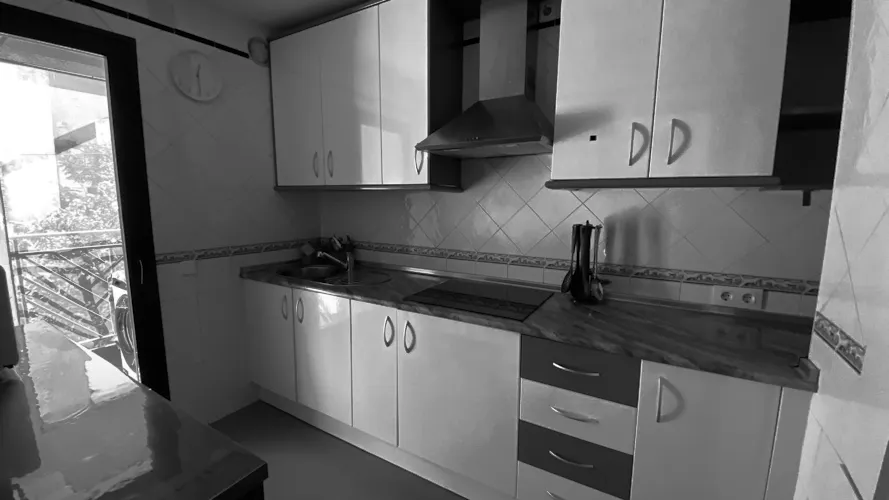 Foto de cocina en un piso en alquiler