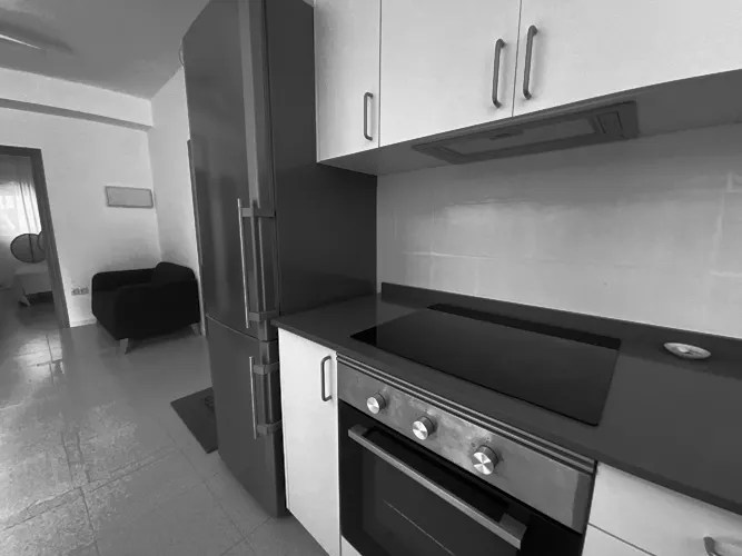 Foto de cocina en un piso en alquiler