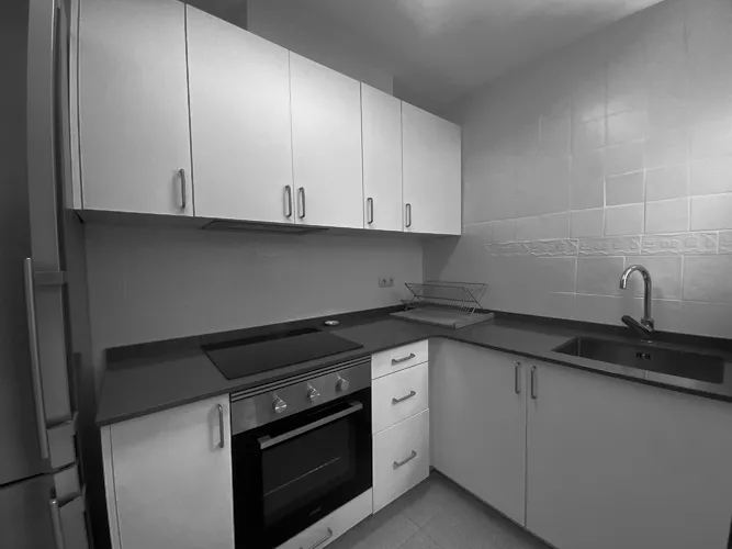 Foto de cocina en un piso en alquiler