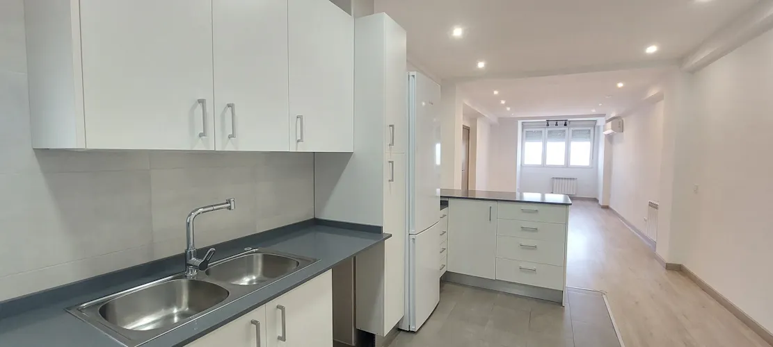 Foto de cocina en un piso en alquiler