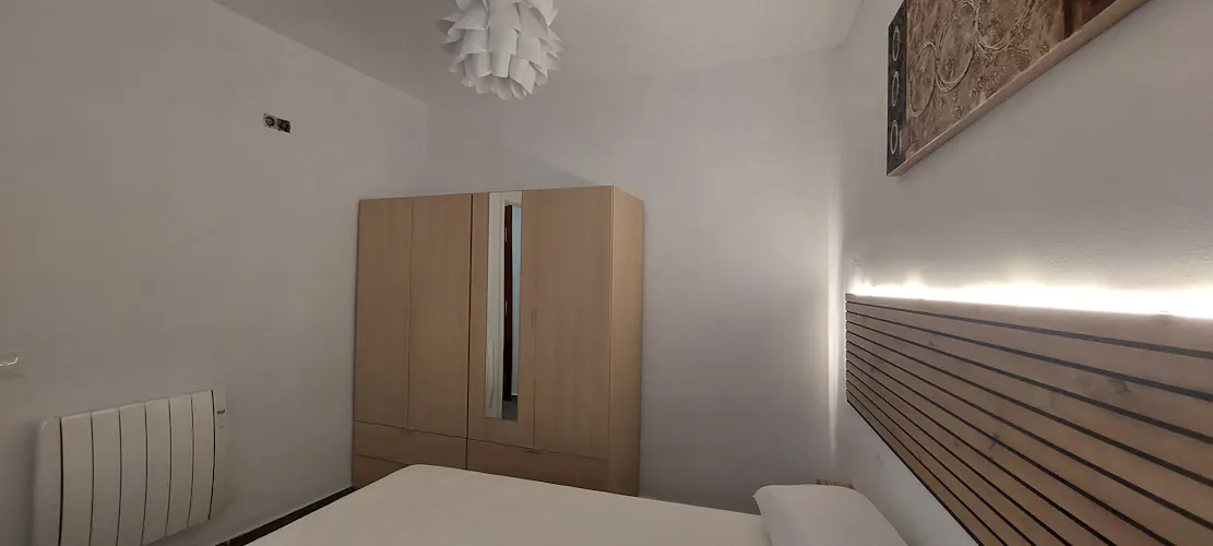 Foto de dormitorio en un piso en alquiler