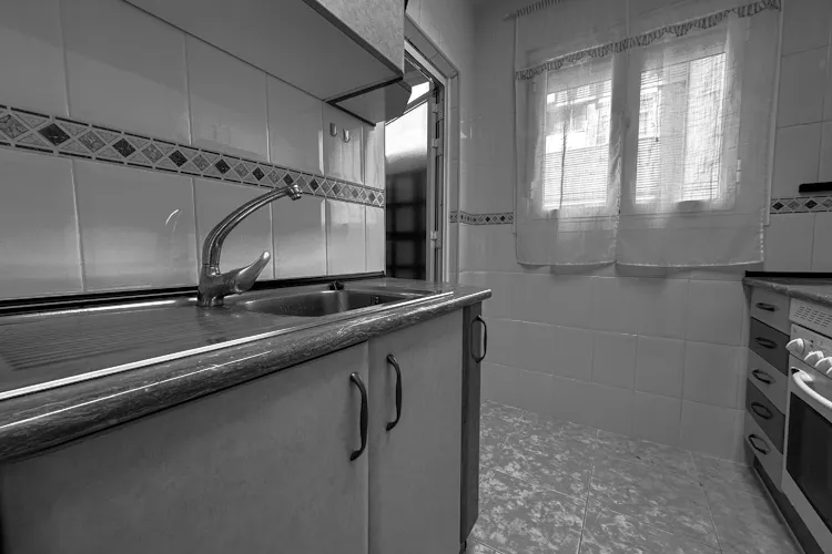 Foto de cocina en un piso en alquiler
