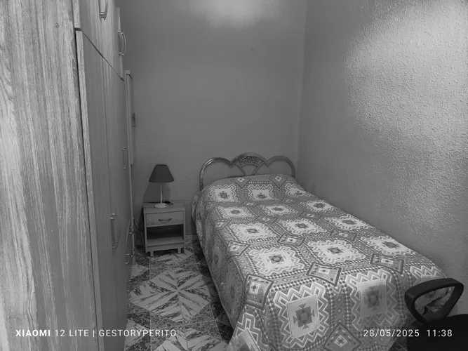 Foto de dormitorio en un piso en alquiler