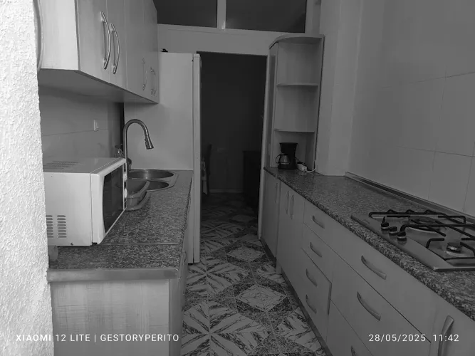 Foto de cocina en un piso en alquiler