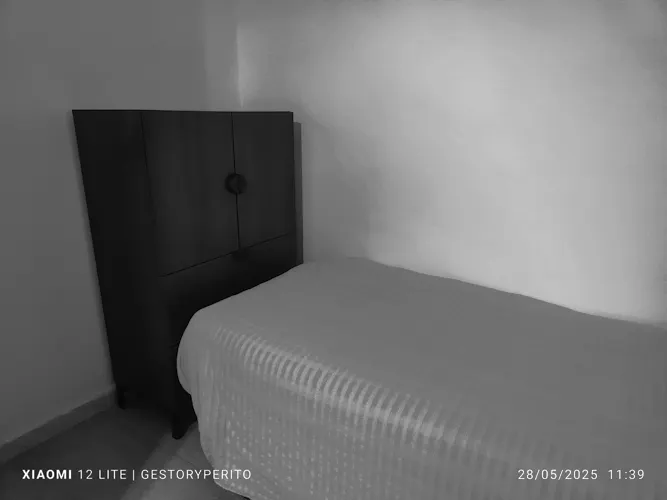 Foto de dormitorio en un piso en alquiler