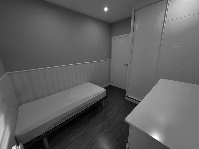 Foto de dormitorio en un piso en alquiler