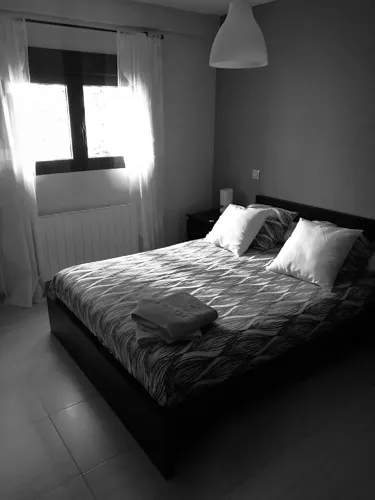 Foto de dormitorio en un piso en alquiler