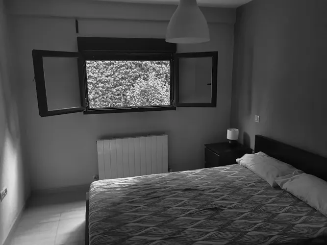 Foto de dormitorio en un piso en alquiler