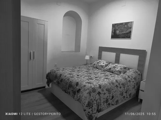 Foto de dormitorio en un piso en alquiler