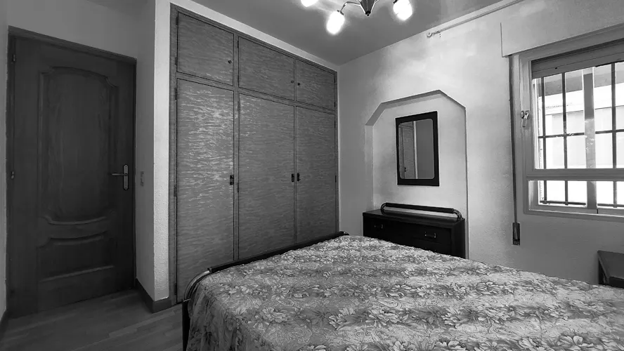 Foto de dormitorio en un piso en alquiler