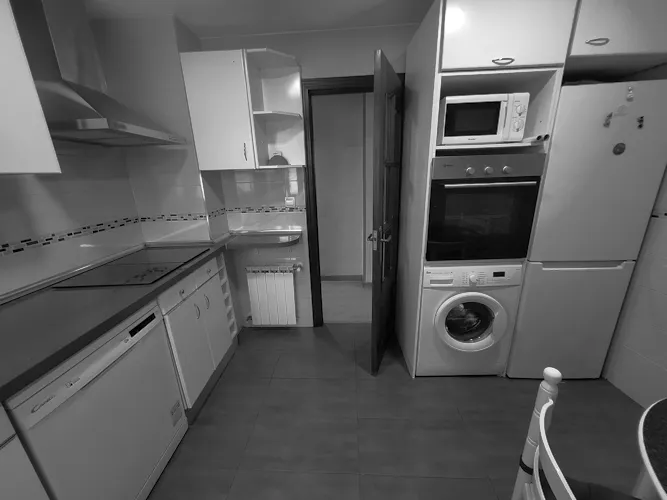 Foto de cocina en un piso en alquiler
