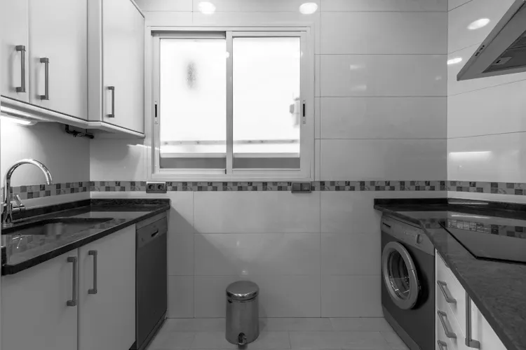 Foto de cocina en un piso en alquiler