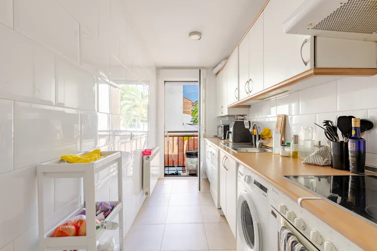 Foto de cocina en un piso en alquiler