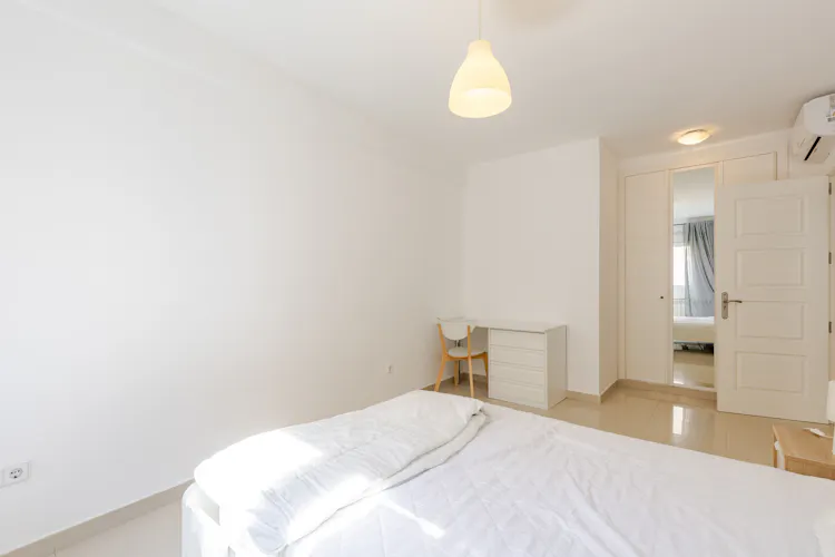 Foto de dormitorio en un piso en alquiler