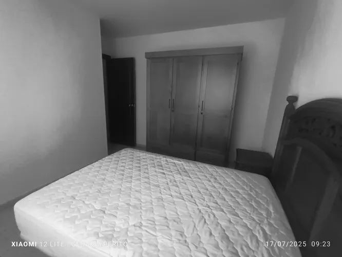 Foto de dormitorio en un piso en alquiler