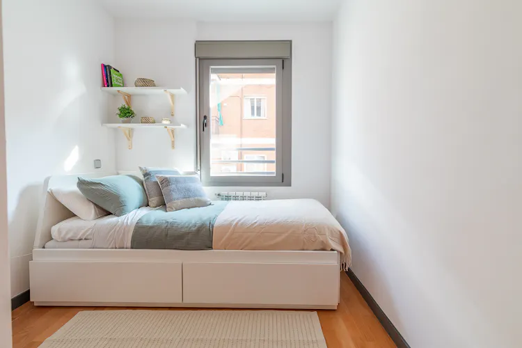 Foto de dormitorio en un piso en alquiler