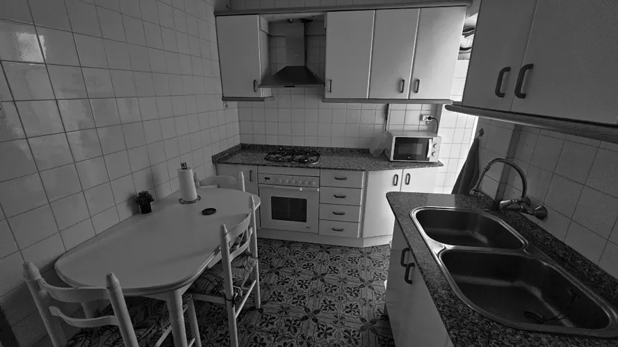 Foto de cocina en un piso en alquiler