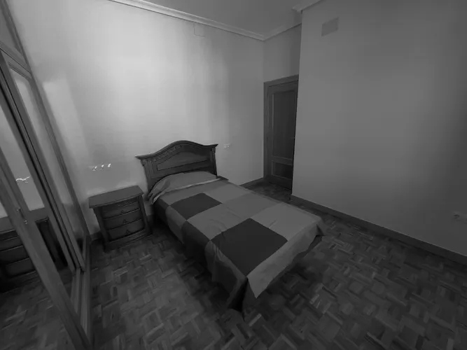 Foto de dormitorio en un piso en alquiler