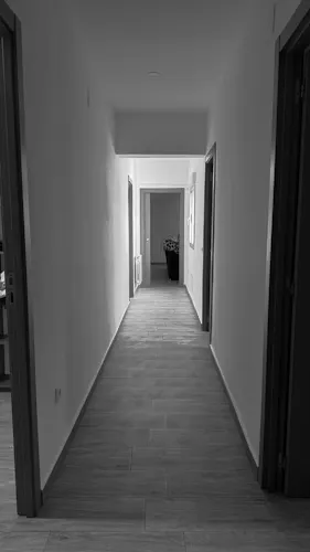 Foto de pasillo en un piso en alquiler
