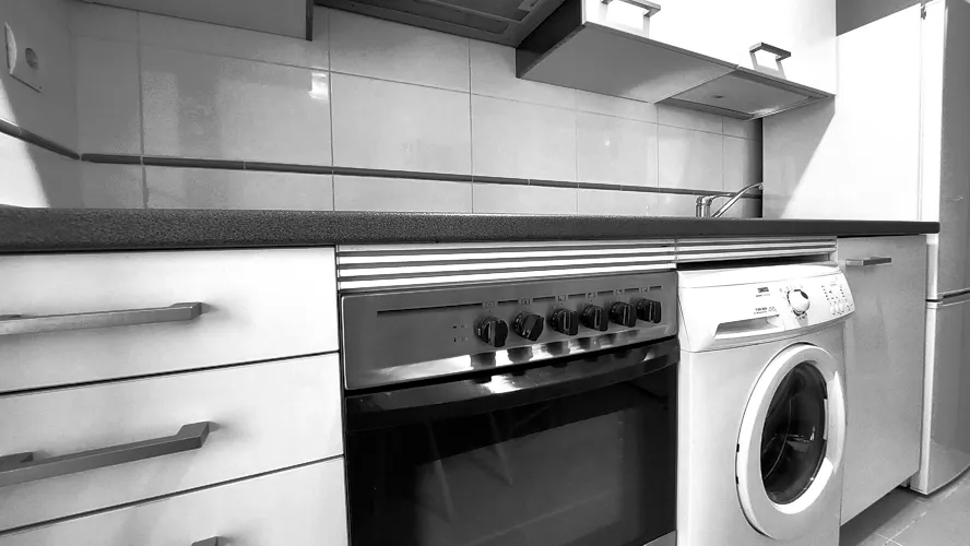 Foto de cocina en un piso en alquiler