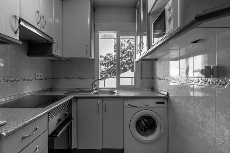 Foto de cocina en un piso en alquiler
