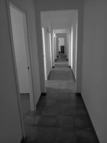 Foto de pasillo en un piso en alquiler