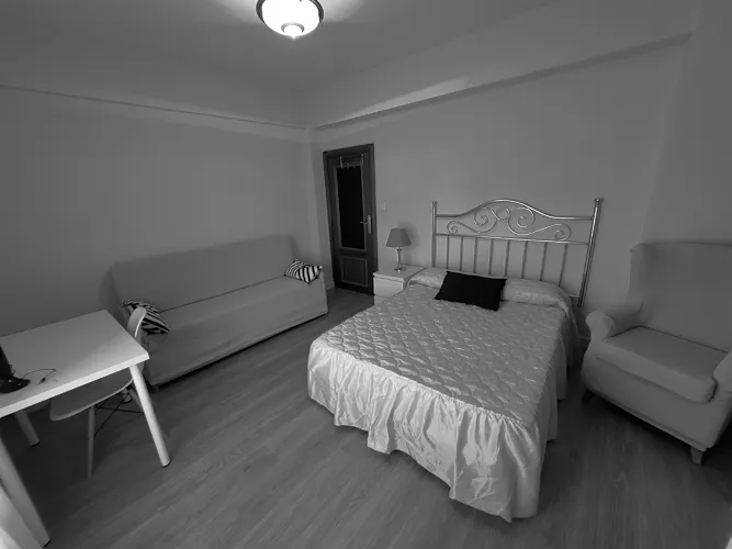 Foto de dormitorio en un piso en alquiler