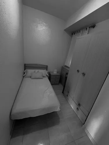 Foto de dormitorio en un piso en alquiler
