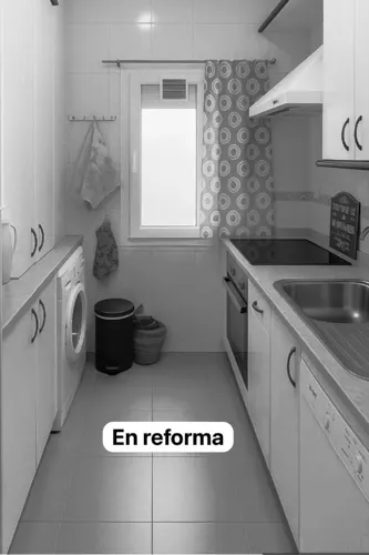 Foto de cocina en un piso en alquiler